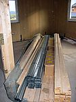 Das EG ist fast fertig beplankt - jetzt geht es im Treppenhaus mit der Alu-Konterlattung los!