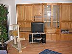 Nachdem die Hängeschränke fort sind, wird auch das Wohnzimmer wohnlicher... :-)