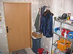 Unser Eingangsbereich hat endlich eine provisorische Garderobe