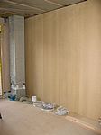 Auch das Gästezimmer ist fertig mit Holz beplankt