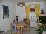 Im Eßzimmer hängen jetzt auch endlich wieder Bilder an den Wänden