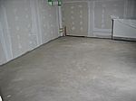 Ein ganz ungewohnter Anblick - so ohne Kabel und Rohre... :-)
