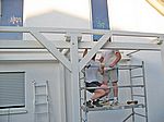 Die Verschraubung ist trotz Vorbohrens ziemlich anstrengend