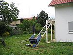 Um die Geländerteile nach oben zu bekommen, haben wir einen Schrägaufzug ausgeliehen...