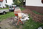 Wir mischen Beton für die Kantensteine