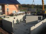 Die zweite Innenwand, mit der Tür zu unserem Keller